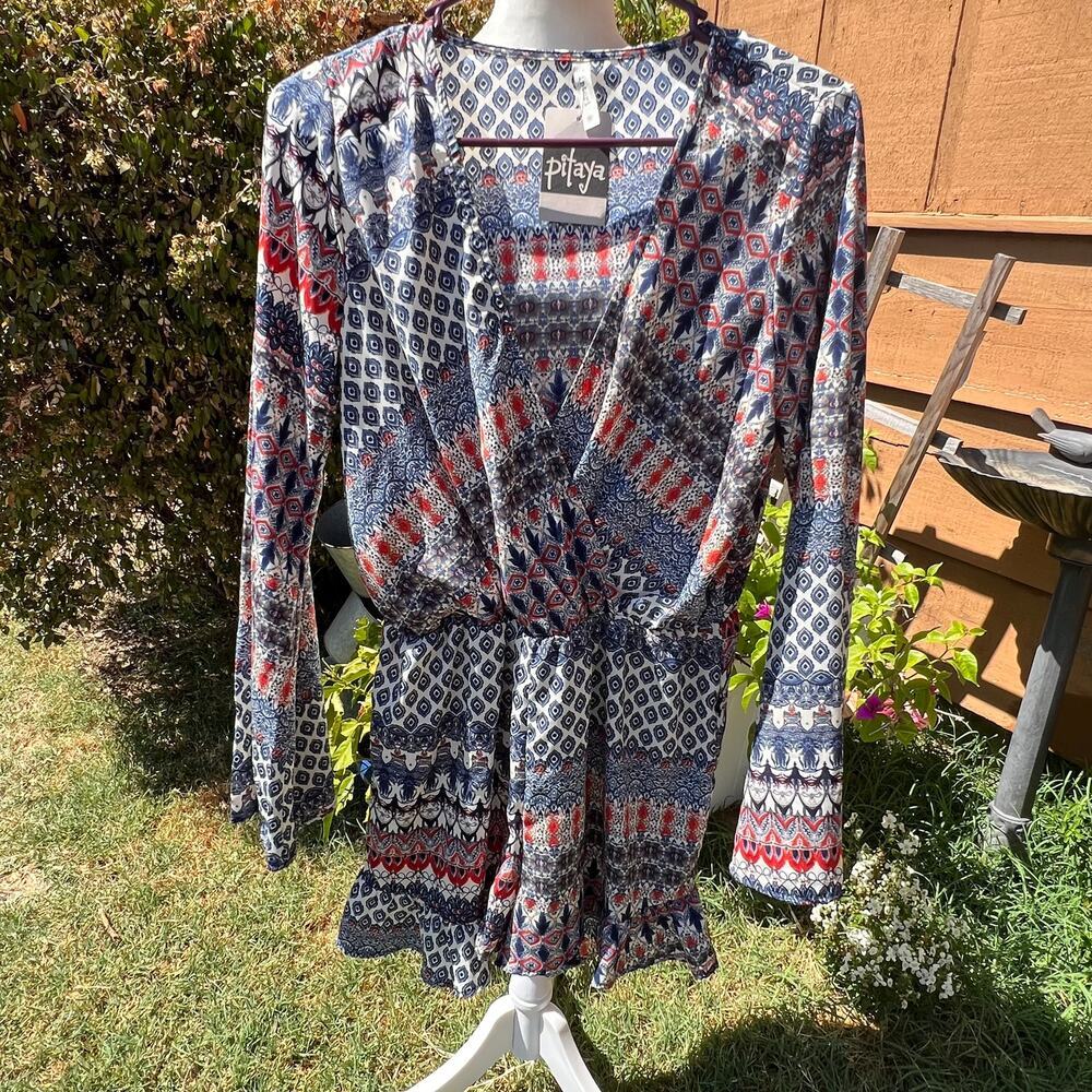 Interi Deep V-Neck, Long Sleeve Romper Size M NEW